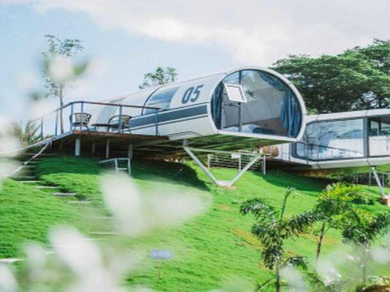Iceland space capsule house for ski resorts